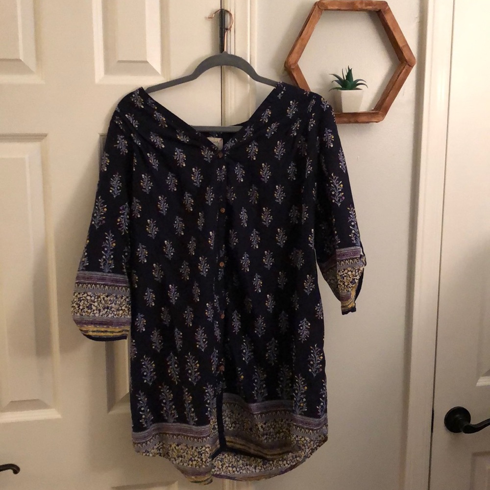 navy shift dress